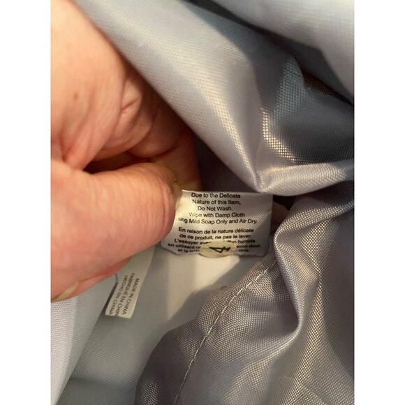 Thirty-one Camo Print Sports Bag Adjustable Straps Top Closure - Picture 9 of 11